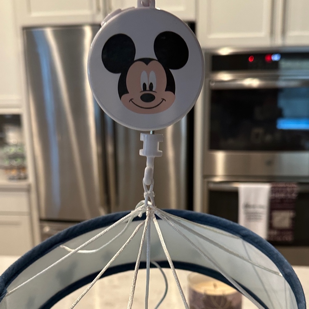 Disney Baby Mickey Mouse Musical Mobile
EUC